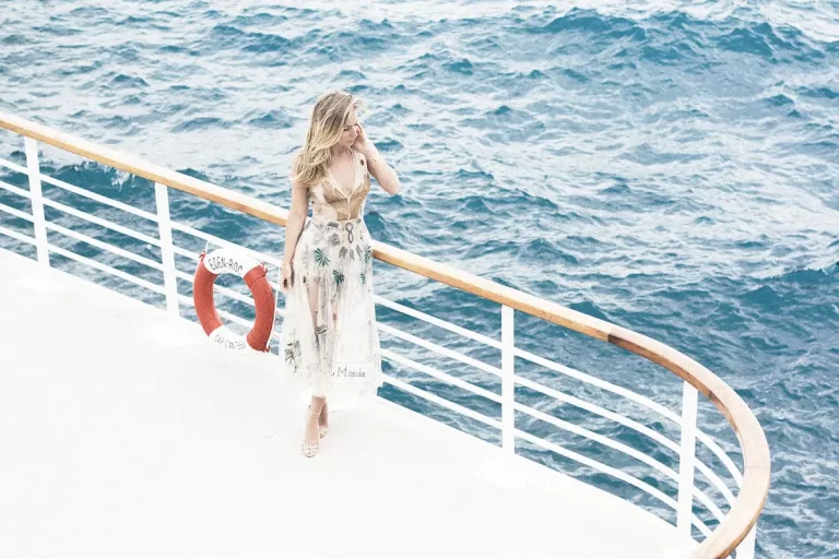 Why I Love Solo Female Travel More in My Thirties
